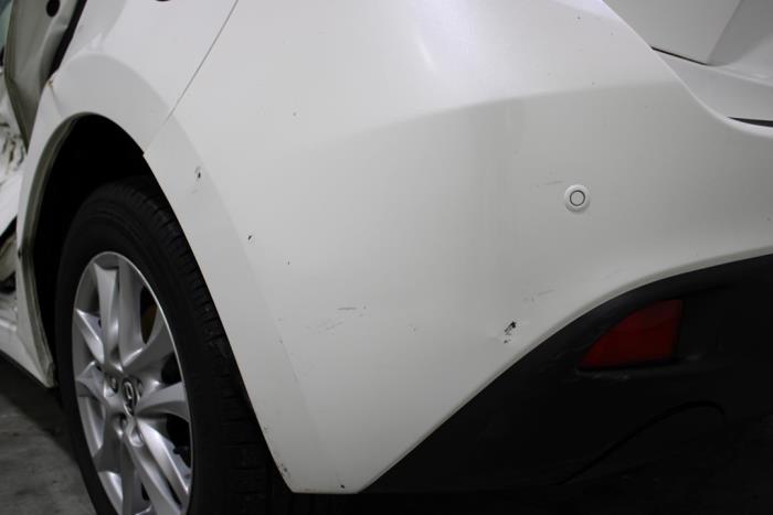 Mazda 3 1.5 Skyactiv-G 100 16V Sloopvoertuig (2015, Wit)