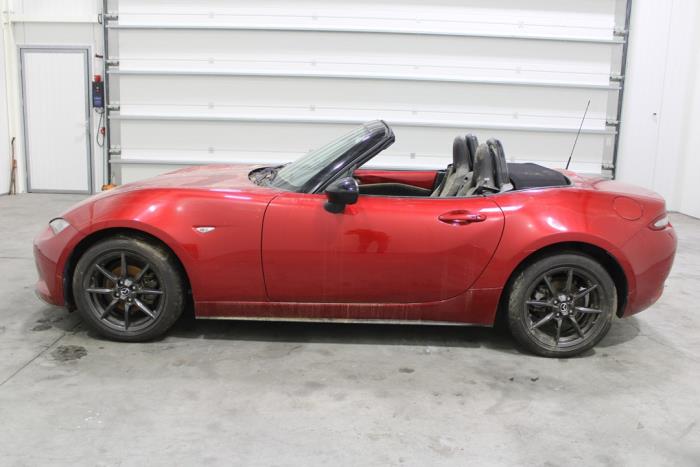 Mazda MX-5 1.5 Skyactiv G-131 16V Sloopvoertuig (2017, Rood)