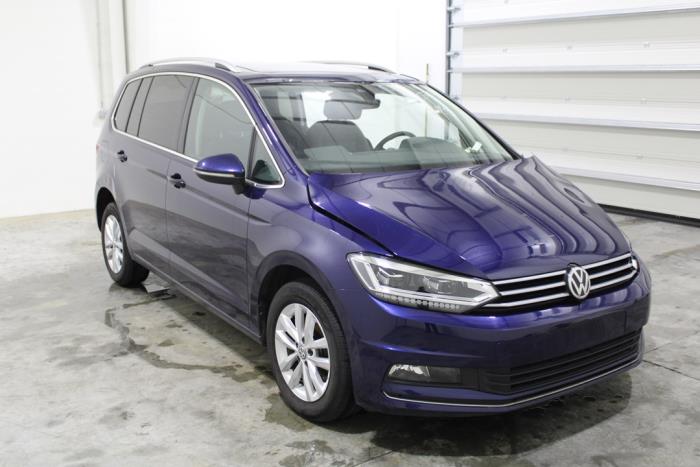 Volkswagen Touran 1.6 TDI SCR BlueMotion Technology Sloopvoertuig (2019, Metallic, Paars)