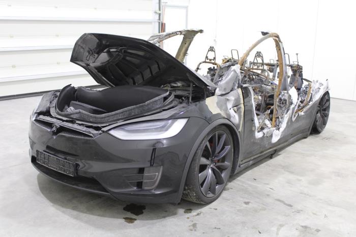 Tesla Model X EV AWD