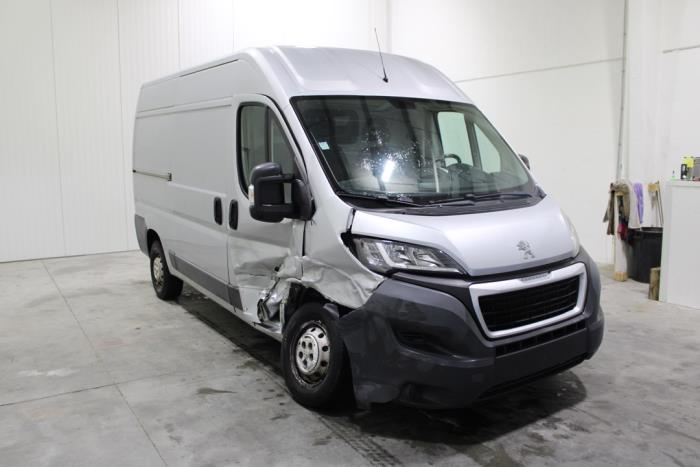 Peugeot Boxer 2.0 BlueHDi 130 Sloopvoertuig (2017)