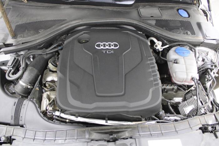 Audi A6 Avant 2.0 TDI 16V Sloopvoertuig (2018, Grijs)