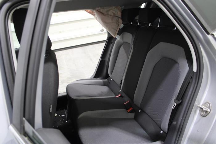 Seat Ibiza V 1.6 TDI 95 Sloopvoertuig (2018, Grijs)