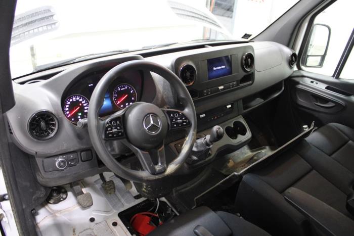 Mercedes Sprinter 3,5t 317 CDI 2.0 D RWD Sloopvoertuig (2023)