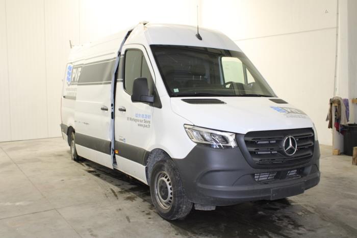 Mercedes Sprinter 3,5t 317 CDI 2.0 D RWD Sloopvoertuig (2023)