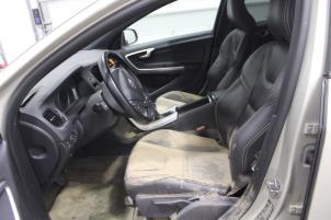 Volvo V60 I 2.0 D4 16V Sloopvoertuig (2017, Grijs)