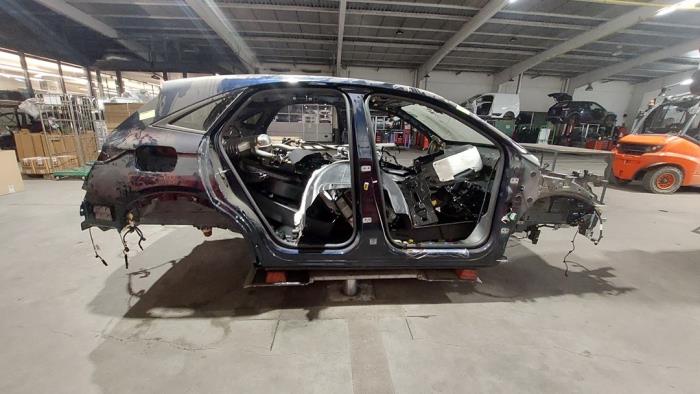 DS Automobiles DS 7 Crossback 1.6 16V E-Tense 4x4 Sloopvoertuig (2024, Blauw)