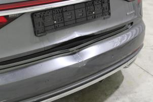 Audi A8 3.0 V6 24V 50 TDI Mild Hybrid Quattro Sloopvoertuig (2020, Grijs)