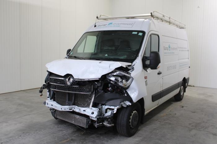Renault Master V4072