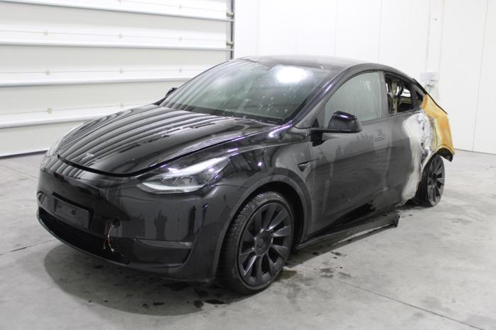 Model Y (5YJY), SUV, 2019