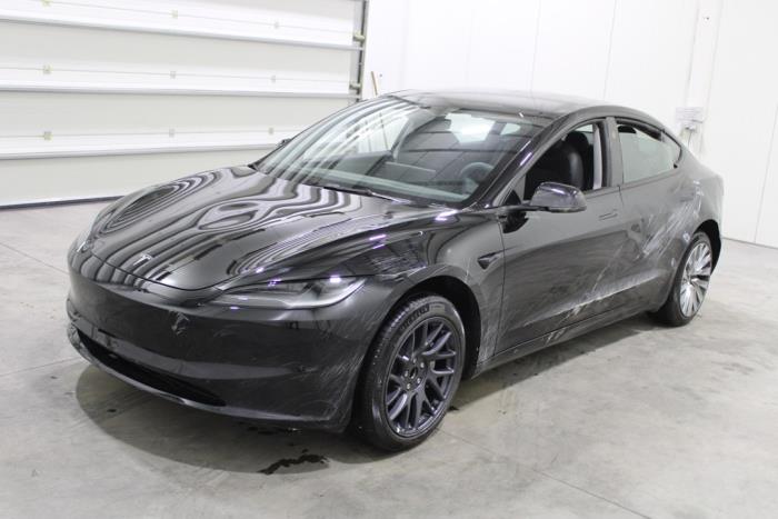 Tesla Model 3 Standard RWD Plus