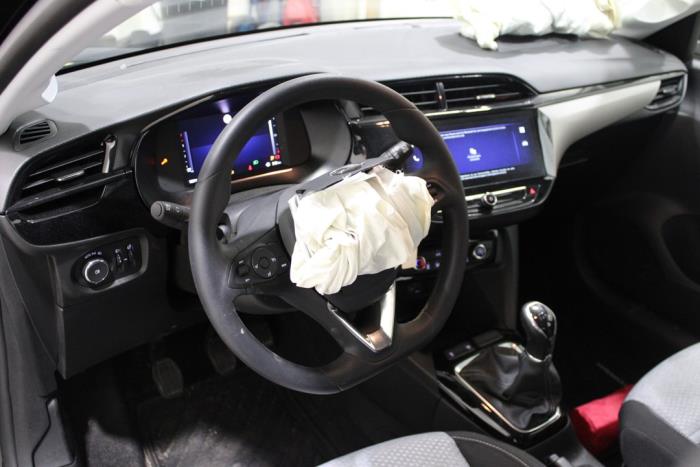 Opel Corsa F 1.2 12V 75 Sloopvoertuig (2024, Zwart)