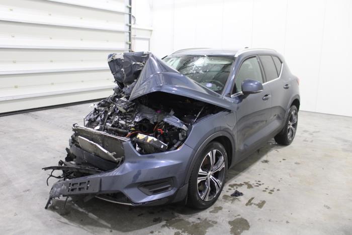 Volvo XC40 (XZ) 1.5 T3 Twin Engine 12V