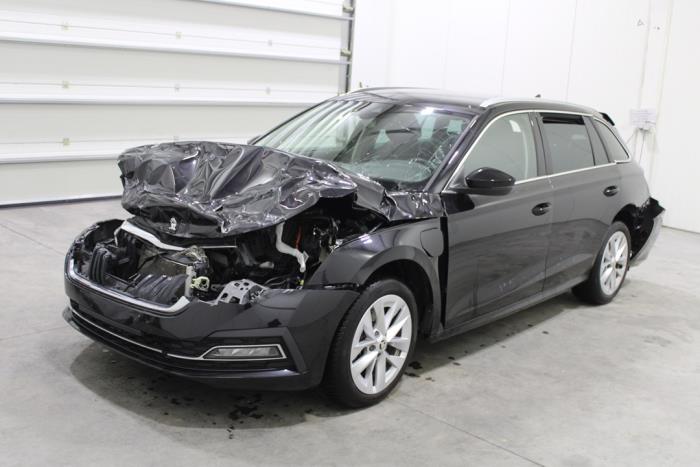 Skoda Octavia Combi (NXAC) iV 1.4 TSI 16V