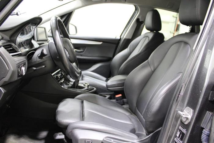 BMW 2 serie Active Tourer 218i 1.5 TwinPower Turbo 12V Sloopvoertuig (2021, Grijs)