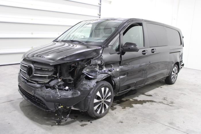 Mercedes Vito Tourer (447.7) 2.0 119 CDI 16V