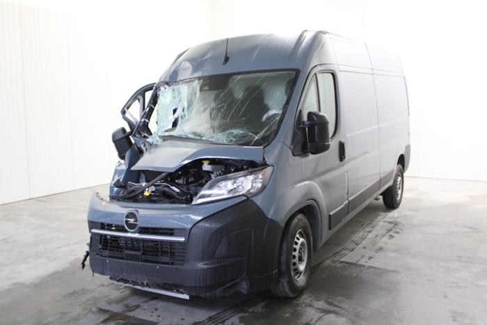Opel Movano 2.2 D 180