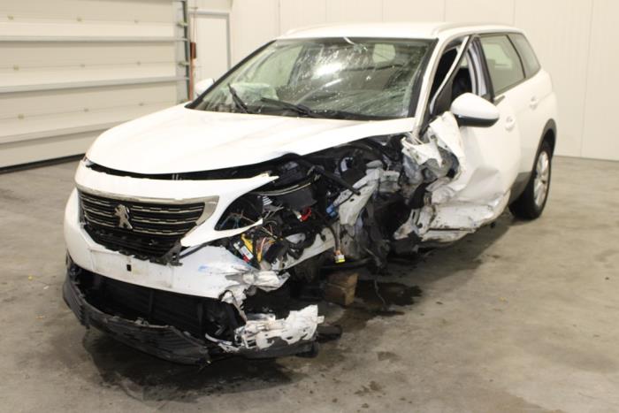 Peugeot 5008 II (M4/MC/MJ/MR) 1.6 BlueHDi 115