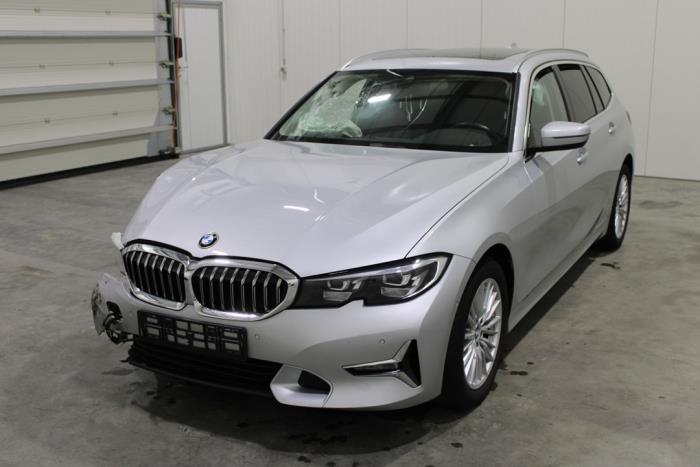 BMW 3 serie Touring (G21) 318i 2.0 TwinPower Turbo 16V