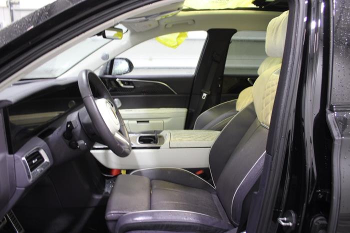 Hongqi E-HS9 99/120 kWh Sloopvoertuig (2024, Zwart)