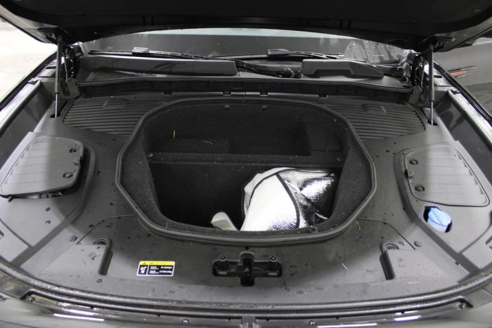 Hongqi E-HS9 99/120 kWh Sloopvoertuig (2024, Zwart)