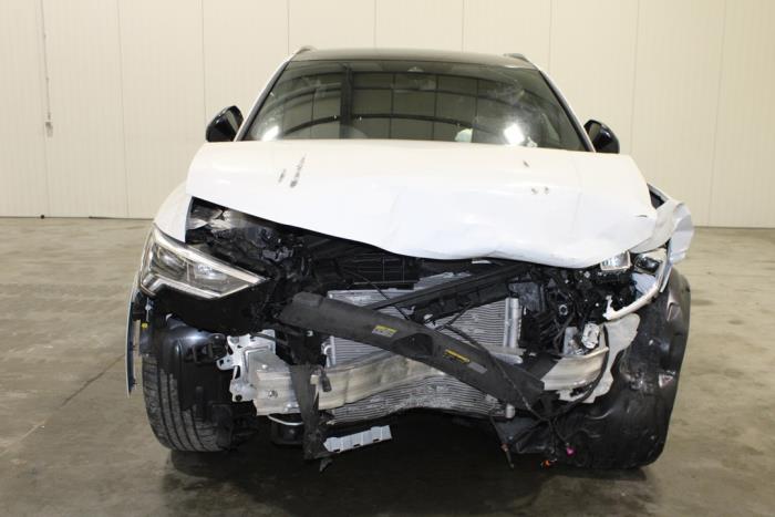 Audi Q3 1.5 35 TFSI 16V Sloopvoertuig (2024, Wit)