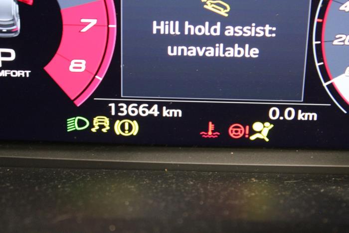 Audi Q3 1.5 35 TFSI 16V Sloopvoertuig (2024, Wit)