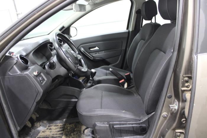 Dacia Duster 1.2 TCE 16V Sloopvoertuig (2018, Bruin)