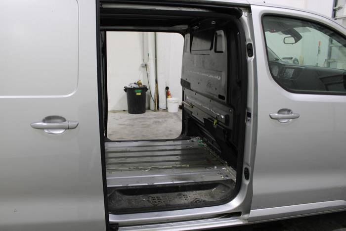 Peugeot Expert 2.0 Blue HDi 120 16V Sloopvoertuig (2019, Grijs)