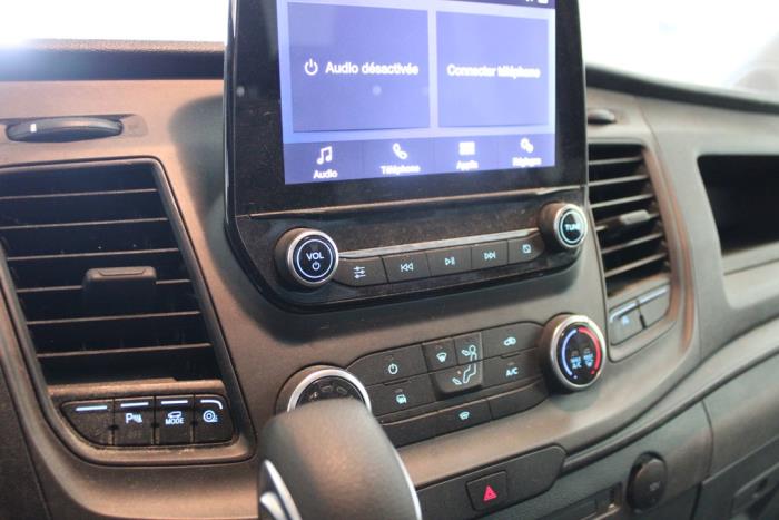 Ford Transit Custom 2.0 TDCi 16V Eco Blue 130 Sloopvoertuig (2023, Grijs)