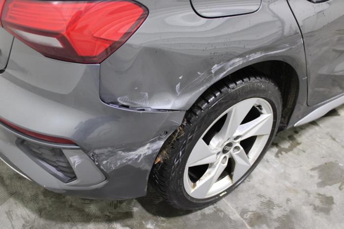 Audi A3 Sportback 2.0 30 TDI 16V Sloopvoertuig (2022, Grijs)