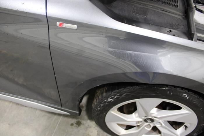 Audi A3 Sportback 2.0 30 TDI 16V Sloopvoertuig (2022, Grijs)