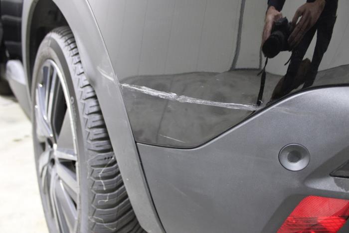 Peugeot 3008 II 1.6 16V Hybrid4 Sloopvoertuig (2023, Zwart)