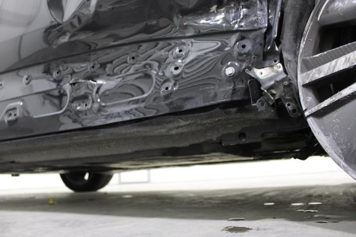 Peugeot 3008 II 1.6 16V Hybrid4 Sloopvoertuig (2023, Zwart)