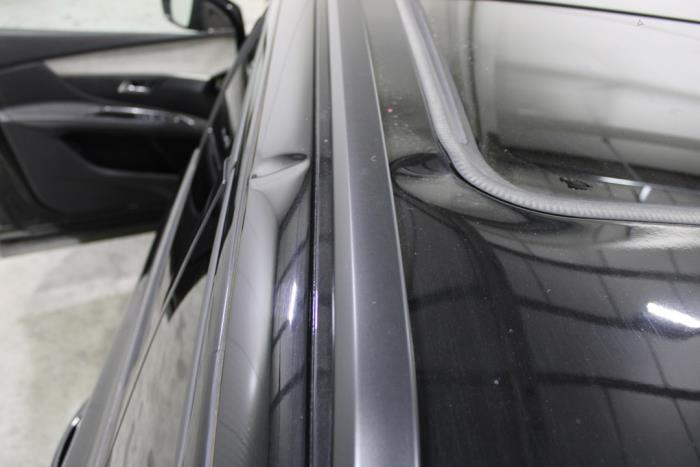 Peugeot 3008 II 1.6 16V Hybrid4 Sloopvoertuig (2023, Zwart)