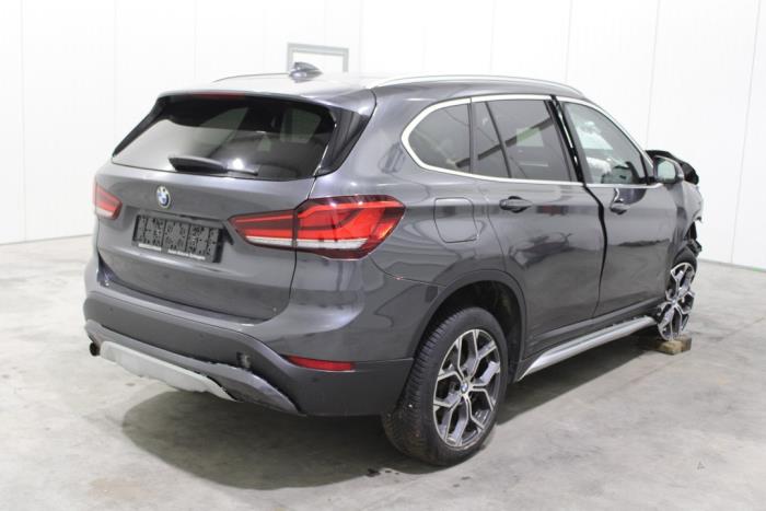 BMW X1 sDrive 18i 1.5 12V TwinPower Turbo Sloopvoertuig (2021, Grijs)