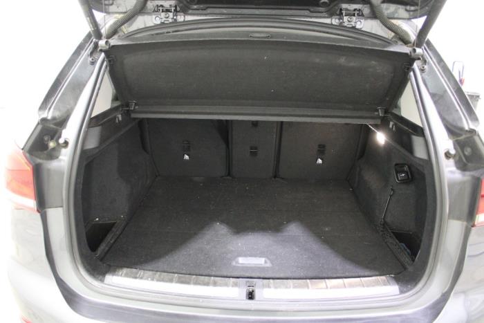 BMW X1 sDrive 18i 1.5 12V TwinPower Turbo Sloopvoertuig (2021, Grijs)