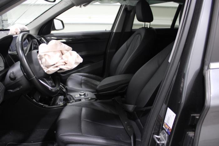 BMW X1 sDrive 18i 1.5 12V TwinPower Turbo Sloopvoertuig (2021, Grijs)