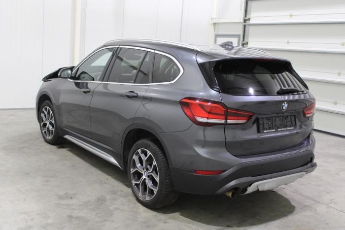 BMW X1 sDrive 18i 1.5 12V TwinPower Turbo Sloopvoertuig (2021, Grijs)