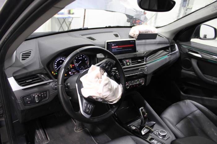 BMW X1 sDrive 18i 1.5 12V TwinPower Turbo Sloopvoertuig (2021, Grijs)