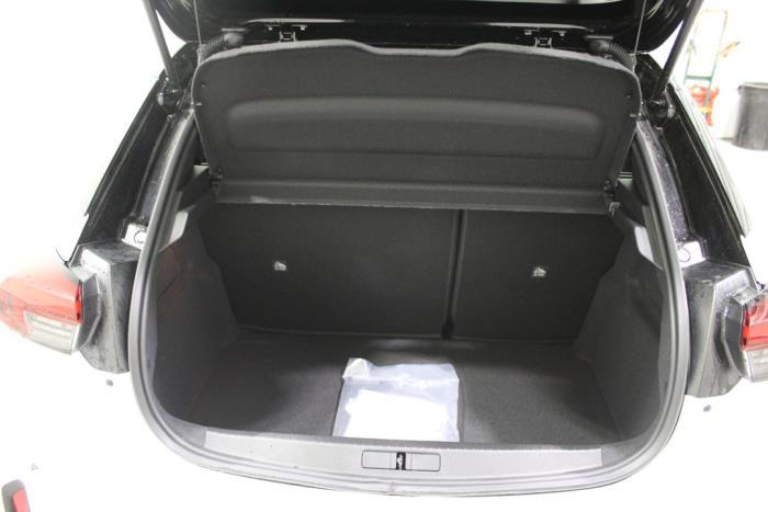 Opel Corsa F 1.2 Turbo 12V 100 Hybrid Sloopvoertuig (2025, Wit)