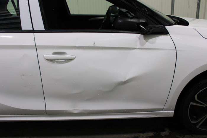 Opel Corsa F 1.2 Turbo 12V 100 Hybrid Sloopvoertuig (2025, Wit)