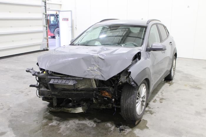 Kona (OS), SUV, 2017 / 2023