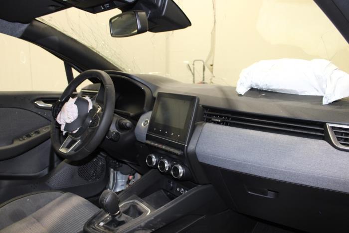 Renault Clio V 1.6 E-Tech 145 16V Sloopvoertuig (2024, Grijs)