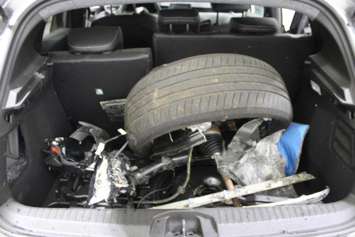 Renault Clio V 1.6 E-Tech 145 16V Sloopvoertuig (2024, Grijs)