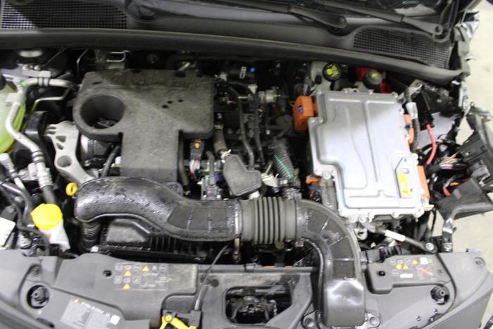 Renault Clio V 1.6 E-Tech 145 16V Sloopvoertuig (2024, Grijs)