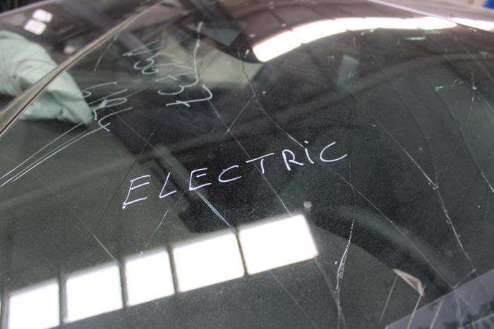 Renault Clio V 1.6 E-Tech 145 16V Sloopvoertuig (2024, Grijs)