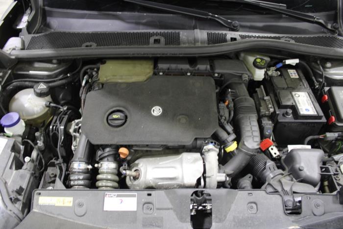 Peugeot 2008 1.5 BlueHDi 130 Sloopvoertuig (2023, Grijs)