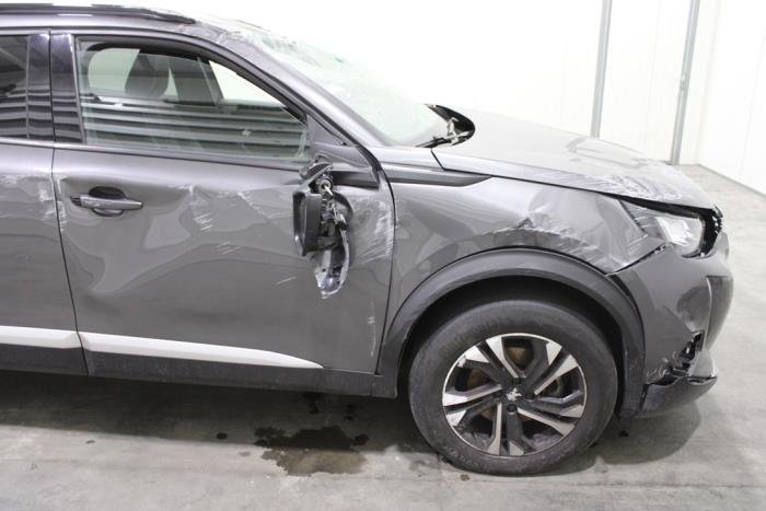 Peugeot 2008 1.5 BlueHDi 130 Sloopvoertuig (2023, Grijs)