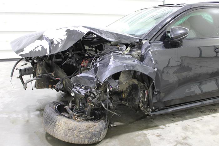 Audi A3 Sportback 2.0 35 TDI 16V Sloopvoertuig (2023, Zwart)